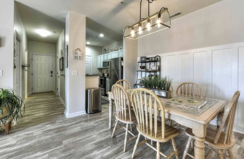 Rehoboth Beach Condominio | Affordable and family friendly. Cozy, oasis by the beaches🏖️☀️ Condo with pool!
