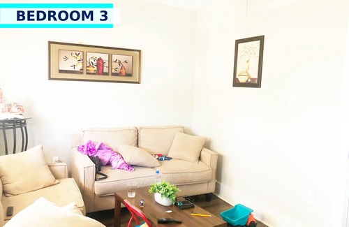 Kearny Apartamento | Affordable and Move in Ready Apartment in Kearny-With Washer and Dryer & Parking