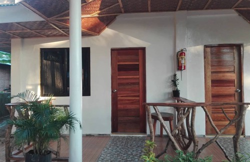 San Juan Cabina | Apartamento / habitaciones asequibles. Residencia aislada cerca de la playa y lugares sociales.