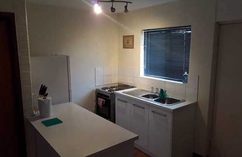 Dianella Apartamento | Apartamento económico cerca de la ciudad, cafeterías y tiendas.