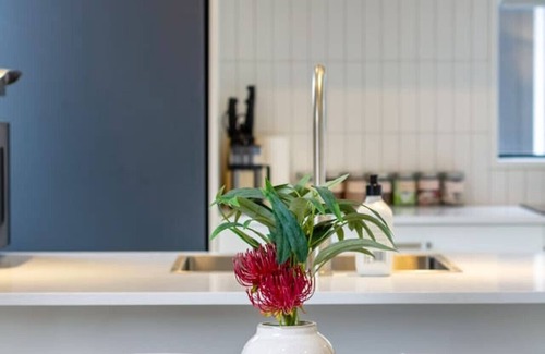 Christchurch Casa | Affordable Comfort 2BR with Carpark