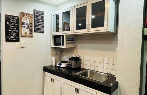 Santa Rosa Casa | Affordable Cozy rest house with pools , free wifi and parking on site