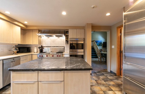 Whistler Cay Estates Casa | Affordable Whistler Luxury Vacation Home