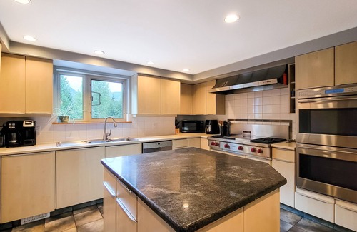 Whistler Cay Estates Casa | Affordable Whistler Luxury Vacation Home