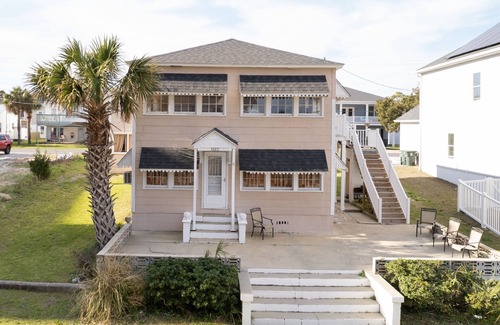 Crescent Beach Cabaña | Affordable Ocean view 2BD - Walk 2 Beach - Family Friendly