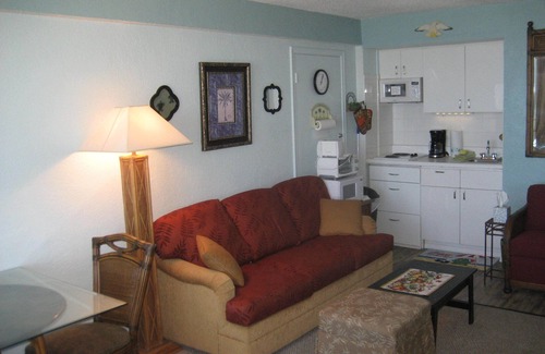 Daytona Beach Shores Apartamento | Frente al mar Estudio (increíbles vistas) - ofertas en reserva de la caída Reservar ahora.