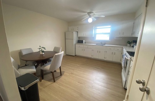 Belleville Casa | Affordable stay near EWR airport, Met Life, and American Dream Mall. Book today!