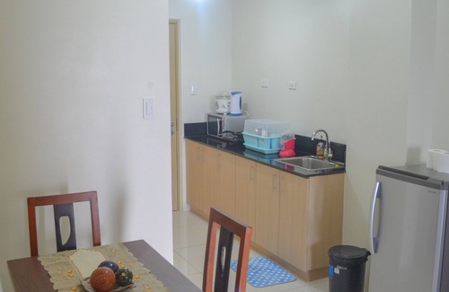 Tagaytay Condominio | Staycation asequible con vistas al lago Taal
