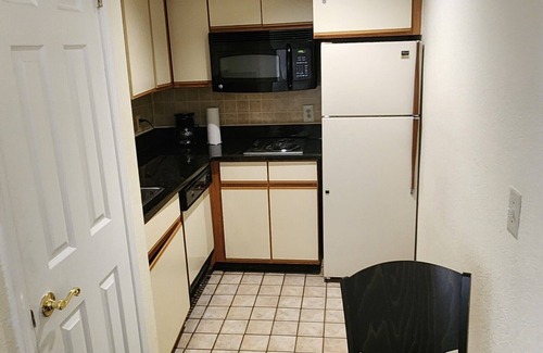 Warren Apartamento | Affordable Suites of America Detroit-Warren