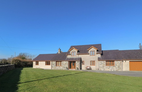 Llanrug Cabaña | Afon Rhos Bach