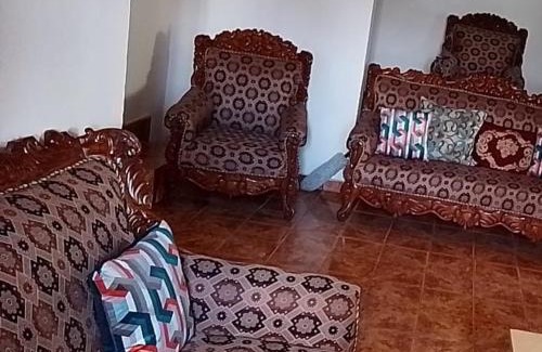West Coast Division Apartamento | Afonta's Greenhouse Retreat