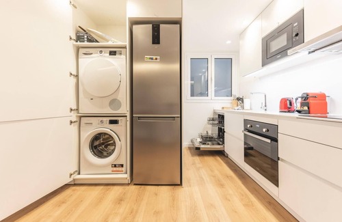 el Mercadal Apartamento | Afra - Apartamento vacacional Girona | Bravissimo