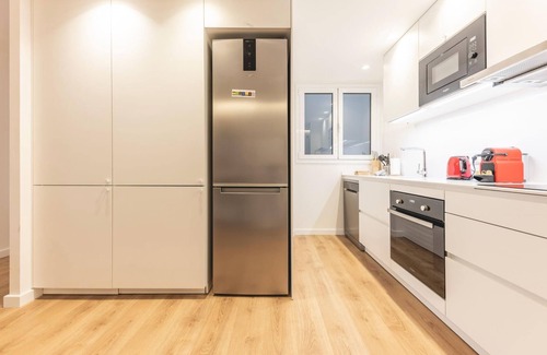 el Mercadal Apartamento | Afra - Apartamento vacacional Girona | Bravissimo