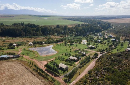 Swellendam Chalet De Esquí | AfriCamps at Kam'Bati
