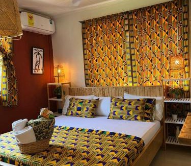 Kokrobite Complejo | African Treasure Beach Resort