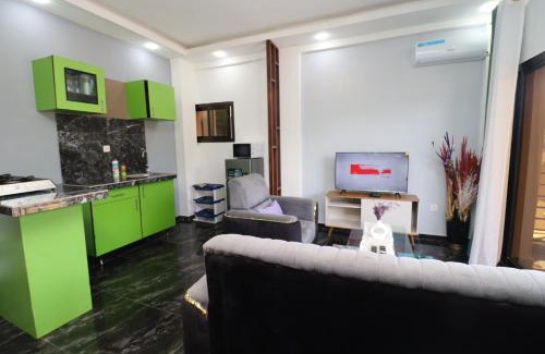 Kribi Apartamento | AfriqPnB RF2 Studio Mvog Atangana avec Piscine