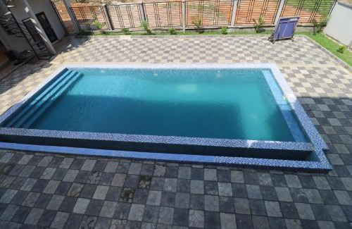 Kribi Apartamento | AfriqPnB RF2 Studio Mvog Atangana avec Piscine