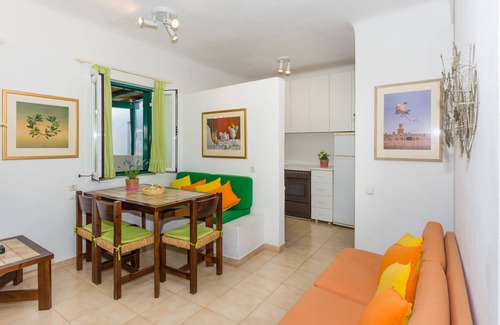 Ornos Villa | VILLA AFRODITA EN EL MAR EN UN RESORT PRIVADO, CON PLAYA Y PISCINA PRIVADAS