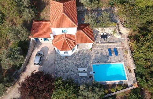 Skopelos Villa | Afroditi villa
