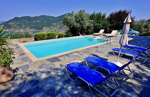 Skopelos Villa | Afroditi villa