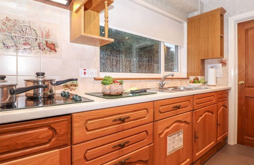 Ambleside Cabaña | AFTON, romantic, with pool in Ambleside