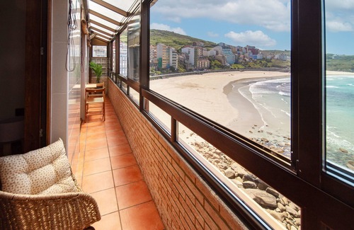 Malpica de Bergantinos Apartamento | AG Piso Caldeirón Malpica, primera linea de playa