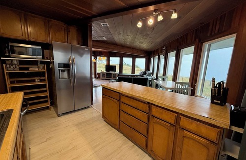 Trinidad Casa | Agate Beach Hideaway - 3-Bed/1-bath Furnished Monthly Rental in Trinidad, CA