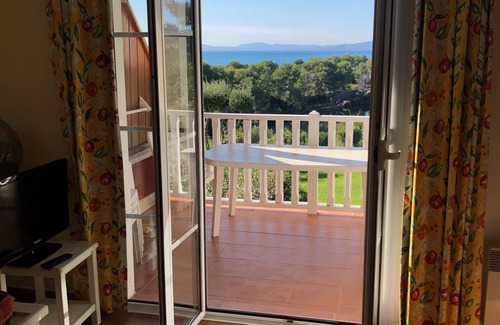 Le Dramont Apartamento | Agay/Rivages du Lac/Apartment 4-5 pers/superb sea view/pool/wifi/climate