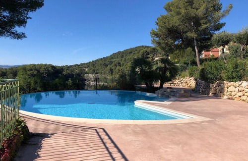 Le Dramont Apartamento | Agay/Rivages du Lac/Apartment 4-5 pers/superb sea view/pool/wifi/climate