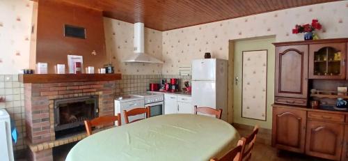 Cheniers Casa | Agréable petite maison de vacances - 3 pers - à la campagne - Chéniers, Creuse