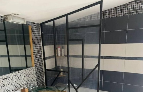 Quarouble Casa | Agréable Maison Avec Parking Gratuit