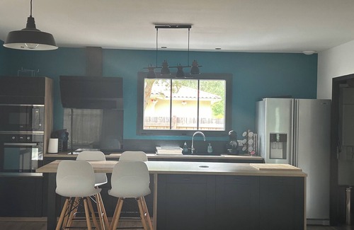 Biscarrosse Casa | Agréable Maison Neuve, Pergola, Terrasse Mobile , Piscine Chauffée, spa 6 Places