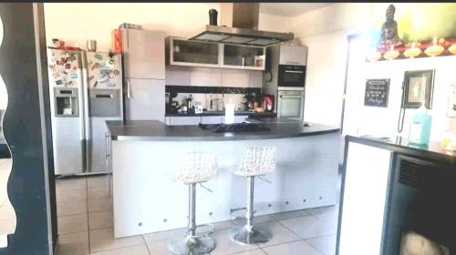 Rognac Casa | Agréable Villa pour 7 avec vue mer LOGEMENT ENTIER