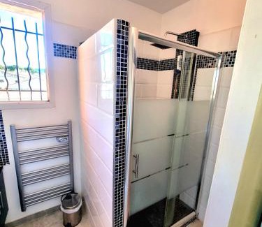 Rognac Casa | Agréable Villa pour 7 avec vue mer LOGEMENT ENTIER