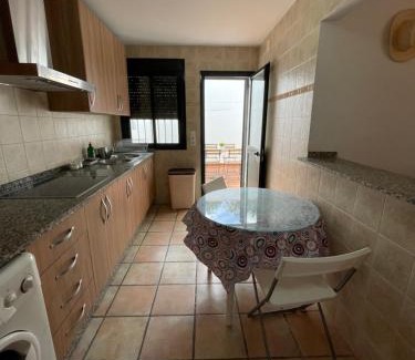Higuera de la Sierra Casa | Agradable casa rural con chimenea en interior