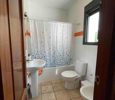 Higuera de la Sierra Casa | Agradable casa rural con chimenea en interior