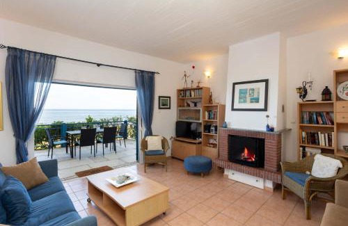 Agrilos Apartamento | Agrilos Seafront Serenity - Waterfront Oasis