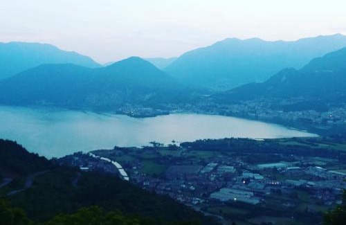 Pisogne Cama Y Desayuno | Agriturismo Alveare sul lago