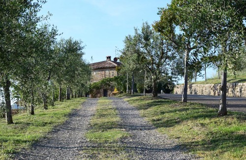 Castelnuovo Berardenga Casa | Agriturismo Amina, Winery & Hiking