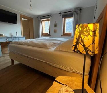 Valle di Cadore Casa | AGRITURISMO BORGO DAMOS