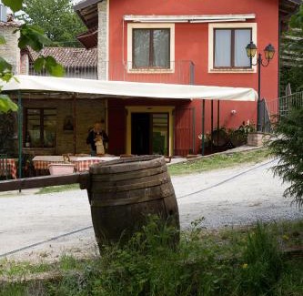 Dogliani Casa | Agriturismo Cascina Binelli