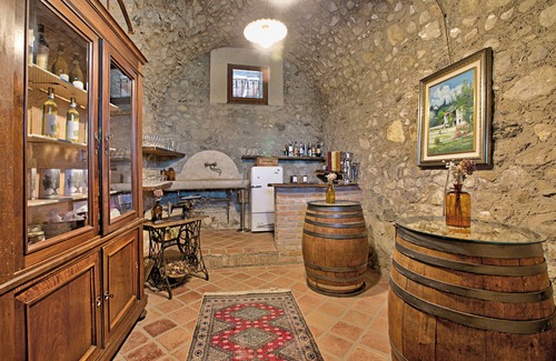 Padenghe sul Garda Apartamento | Appartamento Catullo, Padenghe sul Garda, Italy