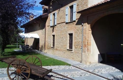 Pontenure Casa | Agriturismo Mancassola