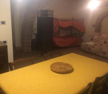 Avigliano Umbrio Apartamento | Agriturismo Piandellerose