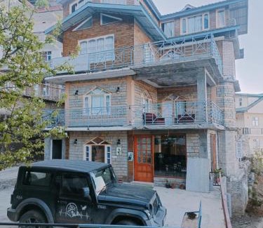 Shimla Cama Y Desayuno | Agro Stone Cottage & Cafe