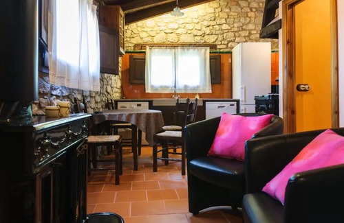 Montagut Casa | Agroturismo Garrotxa pareja-familia