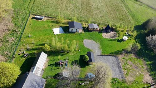 Mirsk Casa | Agroturystyka Polana Giebułtów obok Świeradowa i zamku Czocha, domki przyjazne rodzinom z dziećmi
