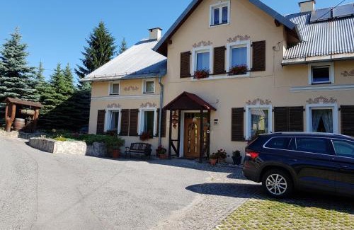 Klodzko Miasto Casa | Agroturystyka u Kasi