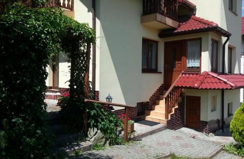 Niedzwiedz Casa | Agroturystyka Zagroda