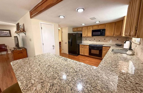 Brackettville Casa | Agua Frio - Tranquil home with Las Moras Creek views